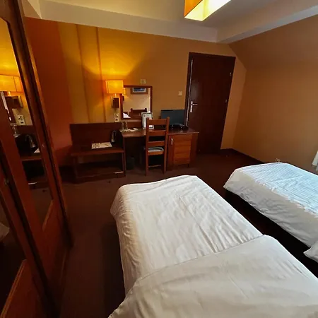 Dom Oliwski Zajazd 3*