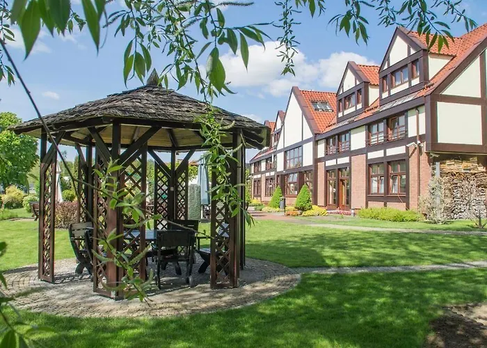 Dom Oliwski Πανδοχείο Owczarnia